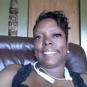 Meet your Posher, Anettra